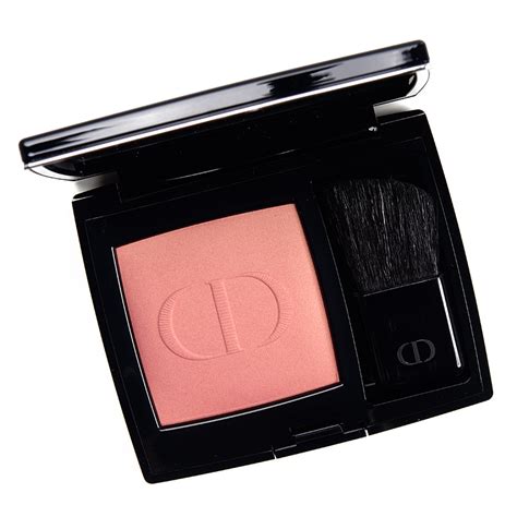 Dior rayonnante 330 blush